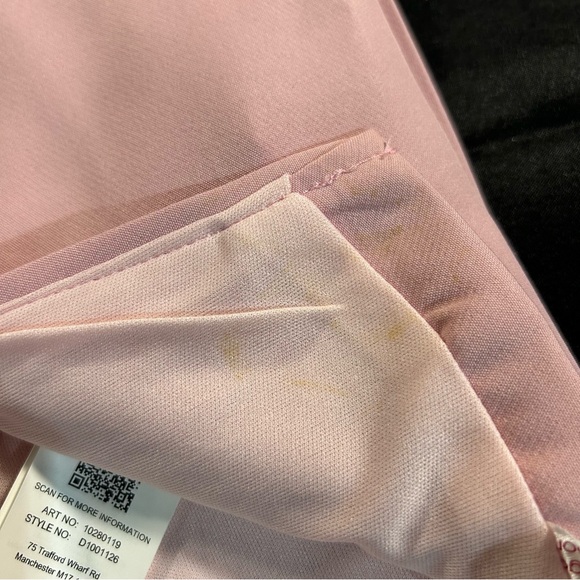 NEW Missguided Bandeau Mini Dress Baby Pink Strapless Waist Chain Slit Women’s 4 - Picture 10 of 10